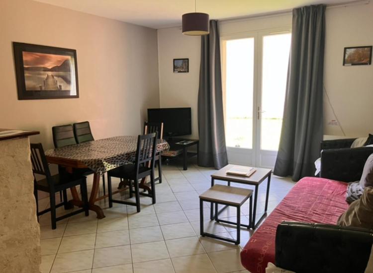 Gite cosy proche Fontainebleau et foret Noisy-sur-Ecole Esterno foto